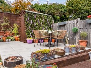 Photo 27- click for photo gallery